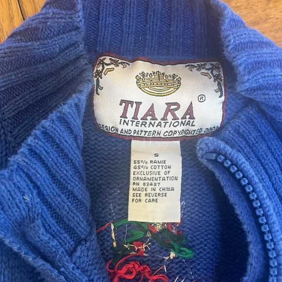 Ugly SWEATER!! Authentic size S holiday - Picture 5 of 6